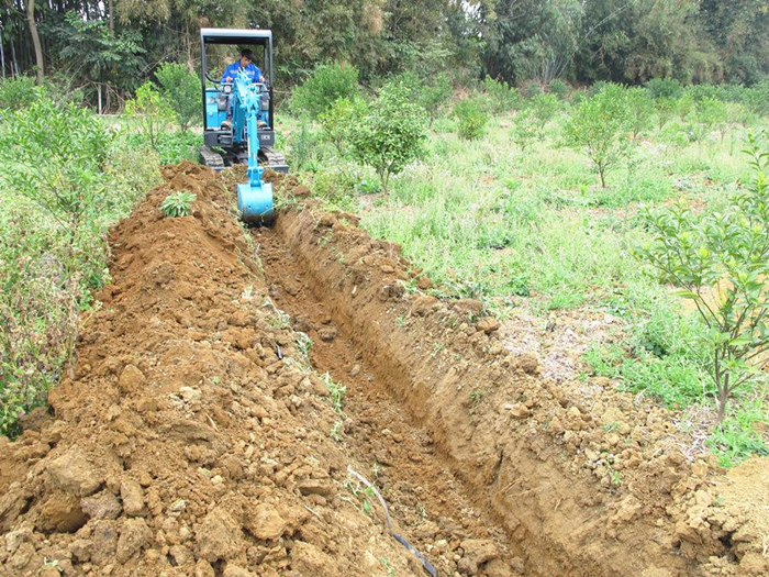 小型挖掘機(jī)操作技巧